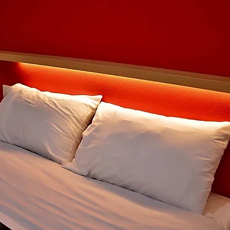 Unisotel Hotel 3*