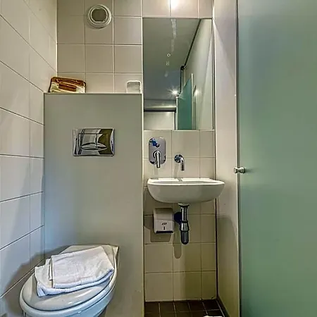 Unisotel 3*