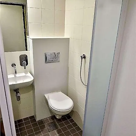 Hotel Unisotel 3*